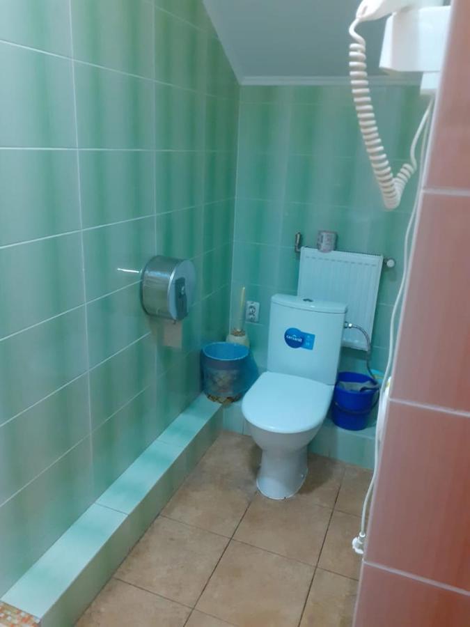 Hostel Stozhary Ternopil Exterior photo