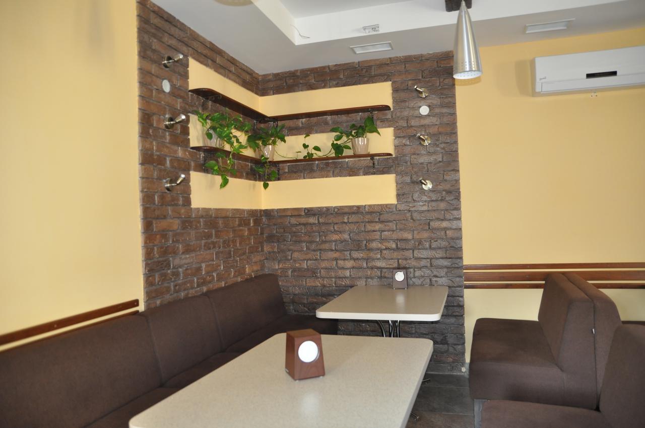 Hostel Stozhary Ternopil Exterior photo